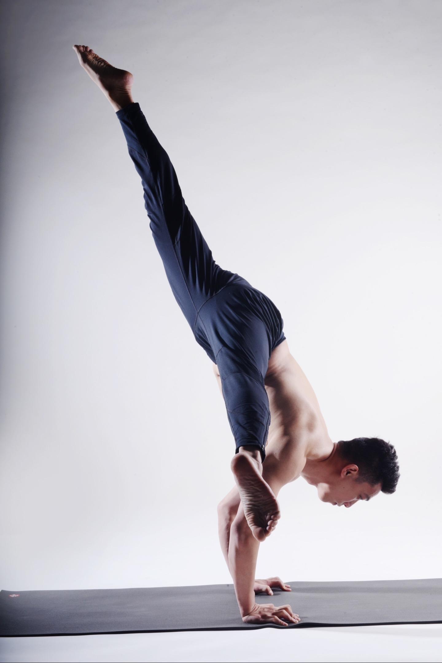 跨过星河，迈过月亮，去迎接更好的自己