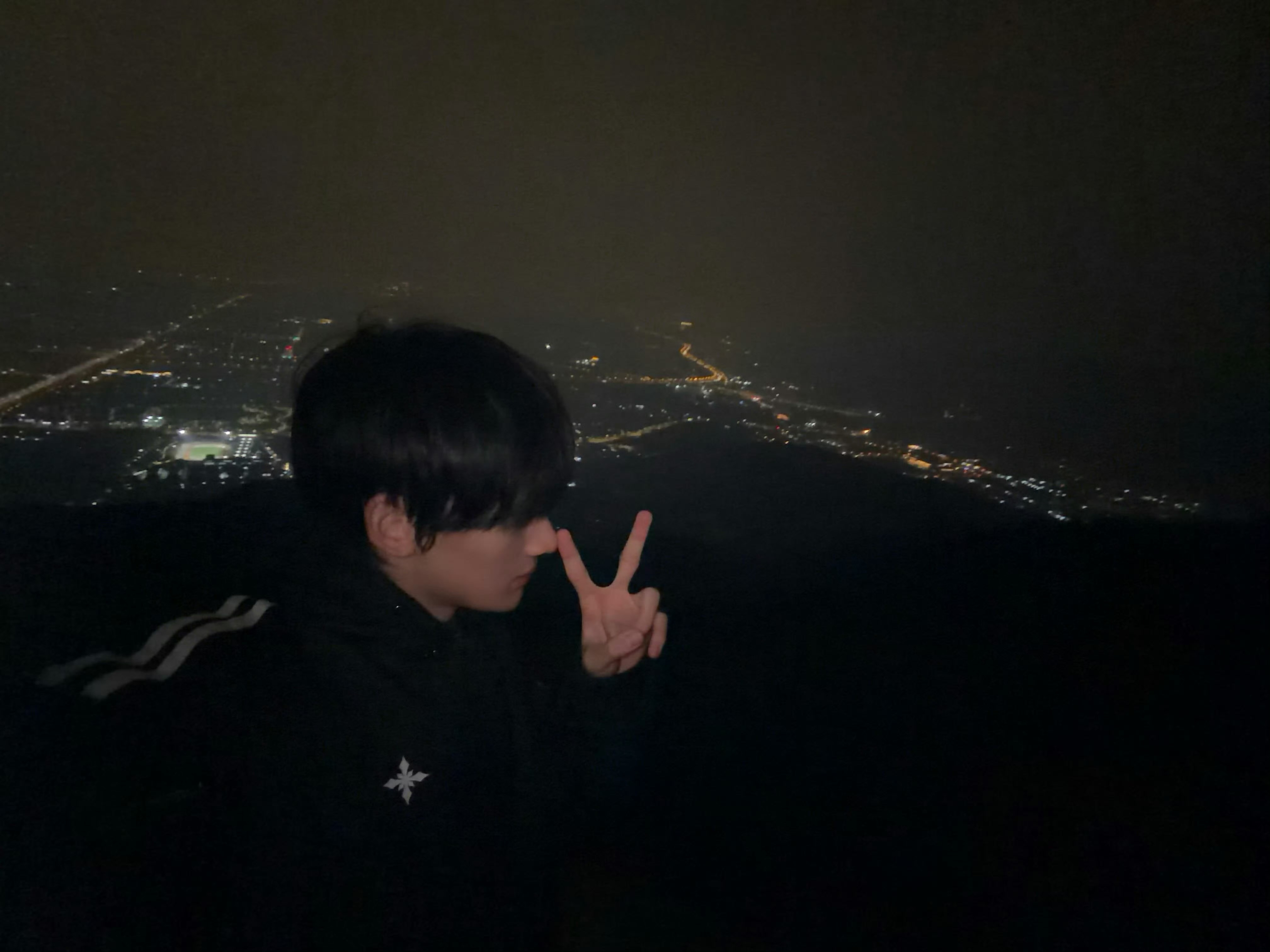 余宇涵官宣我们的爸爸2 最年轻观察员余宇涵上线！还没到二十岁就先来观察室沉浸式预