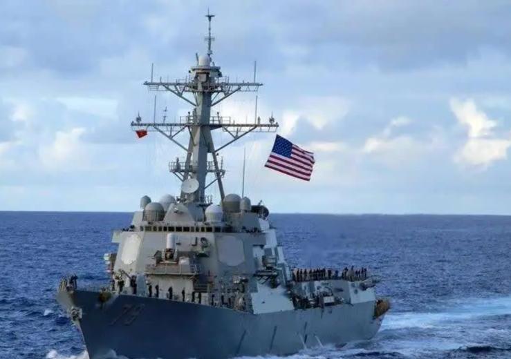 美军军舰又着火，航母之后又是特级驱逐舰，是意外还是避战？

最近这段时间，美国海