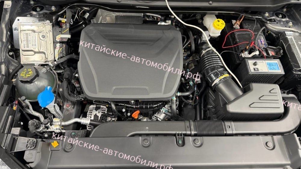 东欧地区的哈弗初恋（海外称HAVAL Jolion）迎来了更新，保持外观不变的前