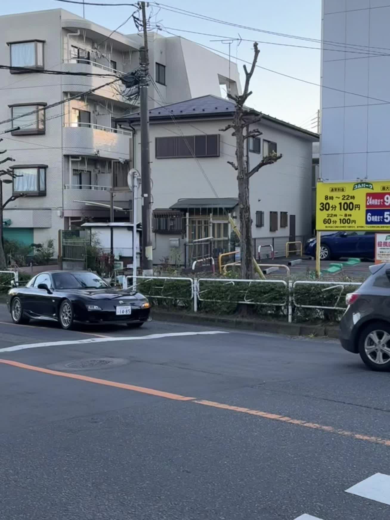 跟随bgm 一起回到东京街头 看看有多少熟悉的面孔
