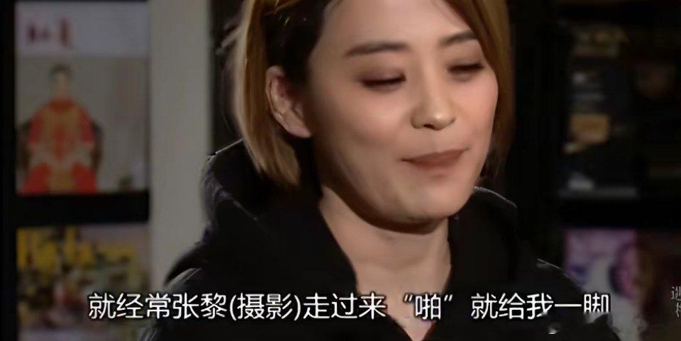 梅婷说“我在拍《红色恋人》的时候，他们总是对我不满意。比如说因为我是练舞蹈的，我