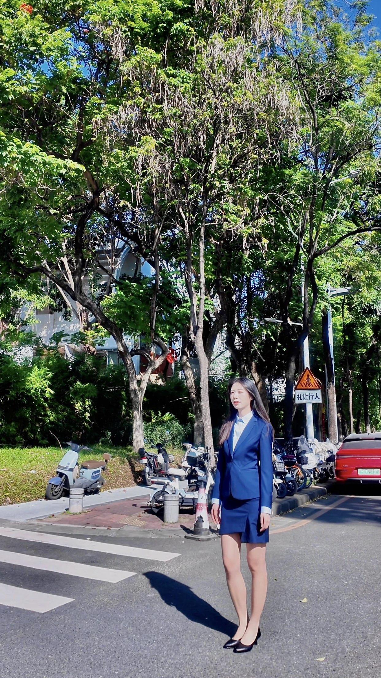 高跟鞋的女性魅力在哪里?它能提升女性整体的气质形象。