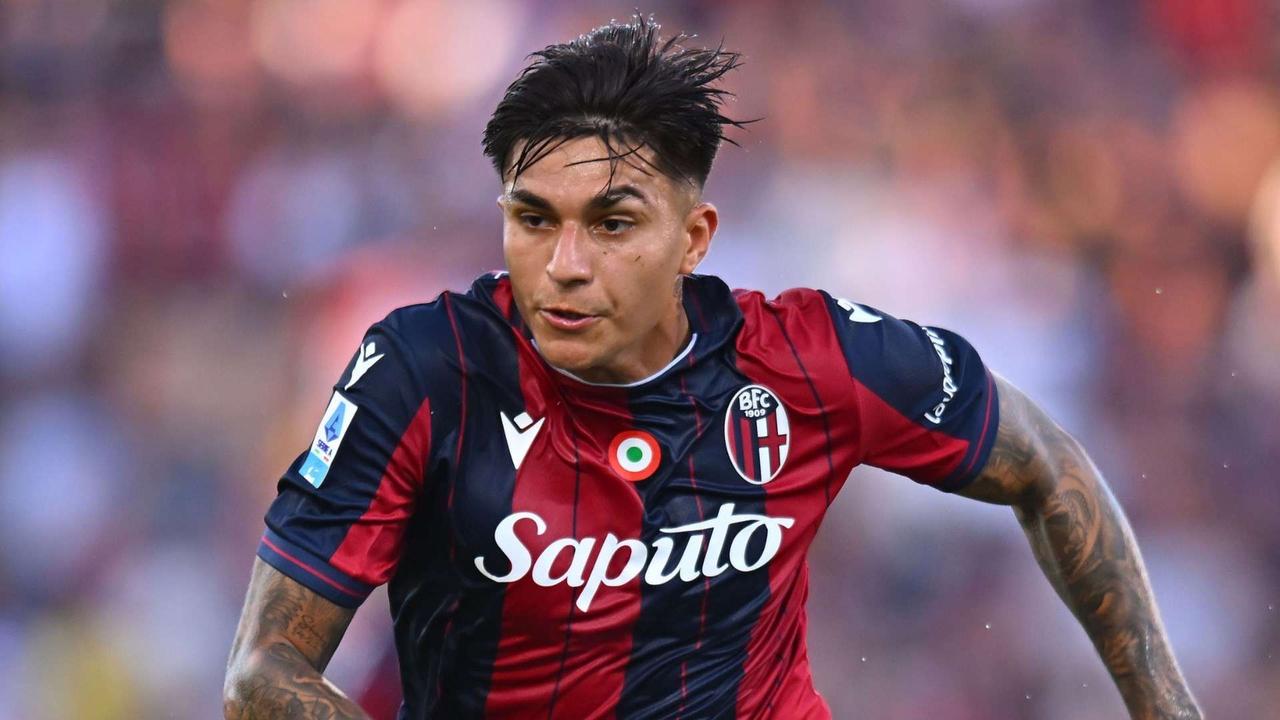 【卡斯特罗】博洛尼亚的卡斯特罗进入米兰引援视野，此人有点小劳塔罗的意思。
202