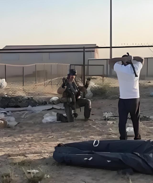 美国飞行员跪地求饶，这就是世界第一军事强国的作风。

这个事件发生在2026年3