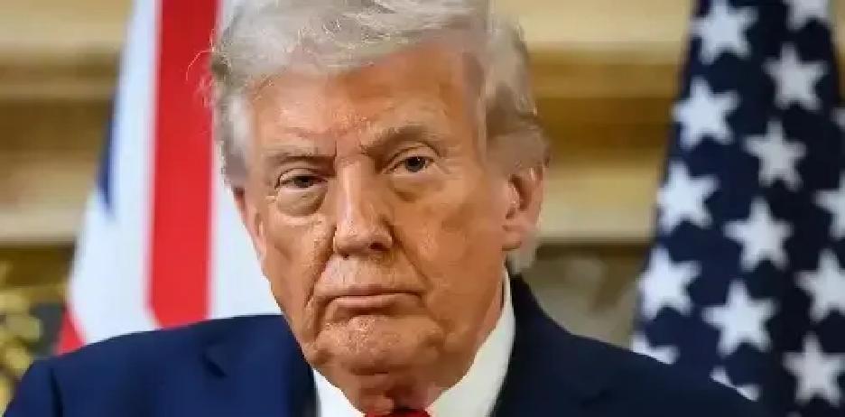 支持美国的这两个观点:

第一，伊朗绝不能有核武器。因为，伊朗一旦拥有了核武器，