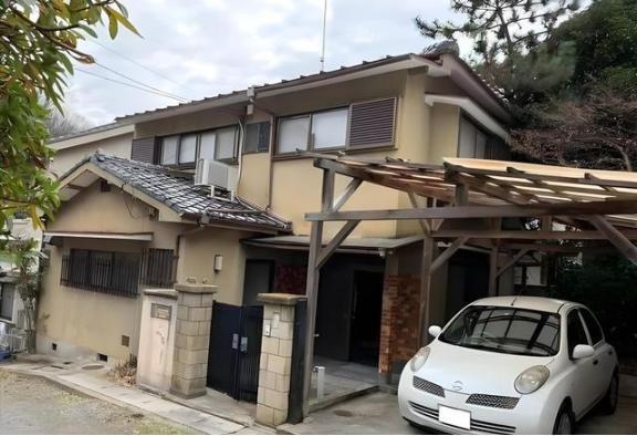 《解放军报》前媒体人，陈先义发文称：“如果中日开战，那我们没必要浪费那么多的导弹