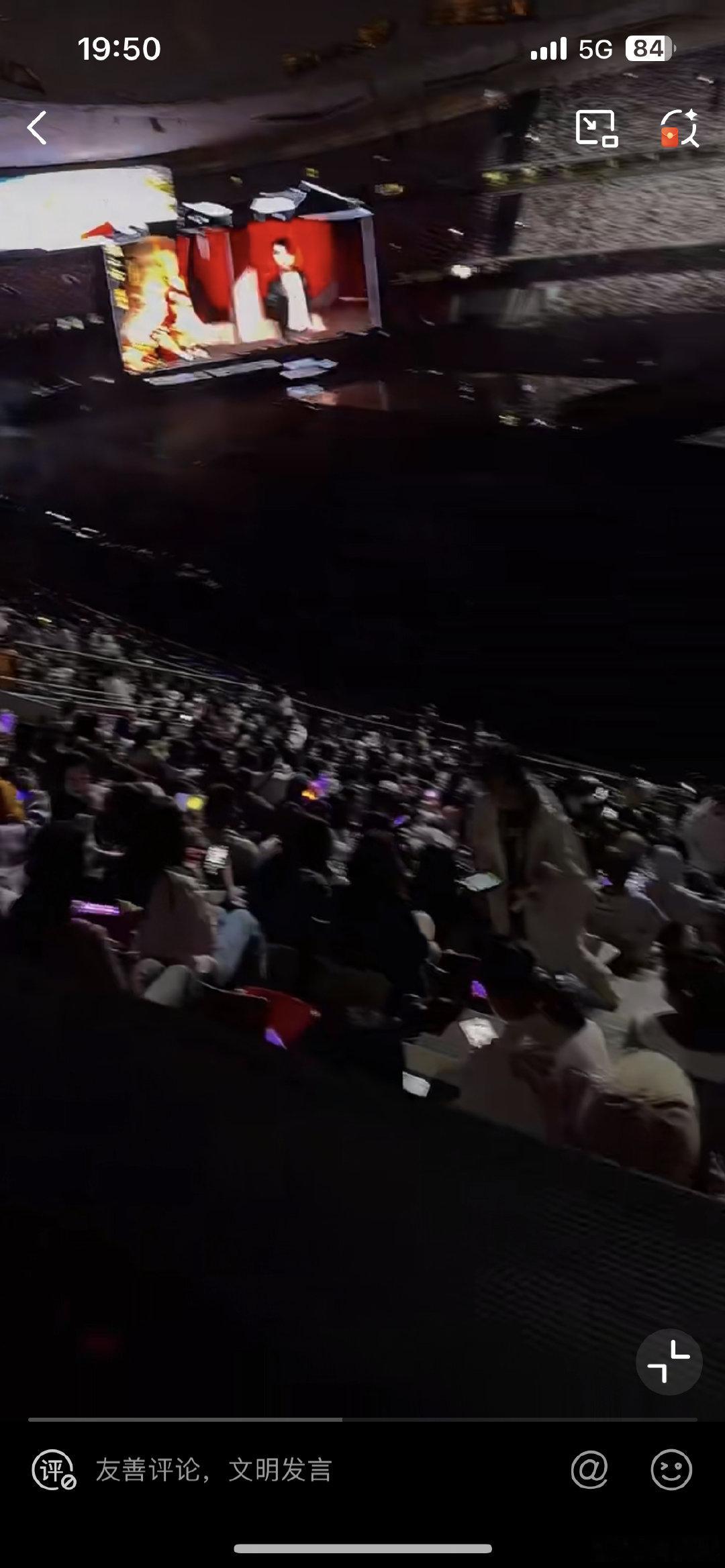 张艺兴鸟巢上座率张艺兴鸟巢演唱会上座率别问上座率，问就是“上限只有100%，但不