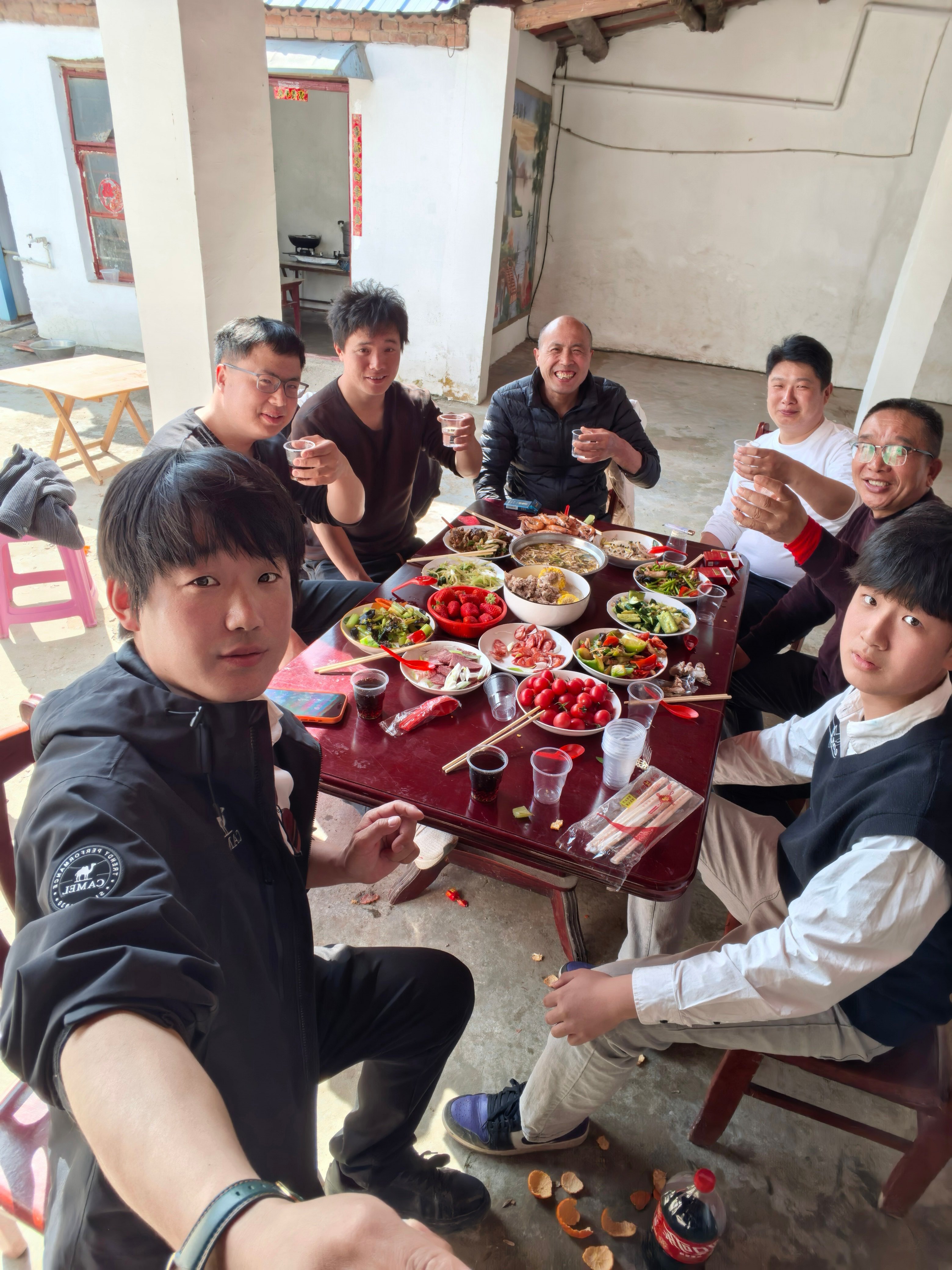 走亲戚，彻底告一段落，3个姑姑，4个舅舅，如果用一句话总结春节假期：走亲戚，一字