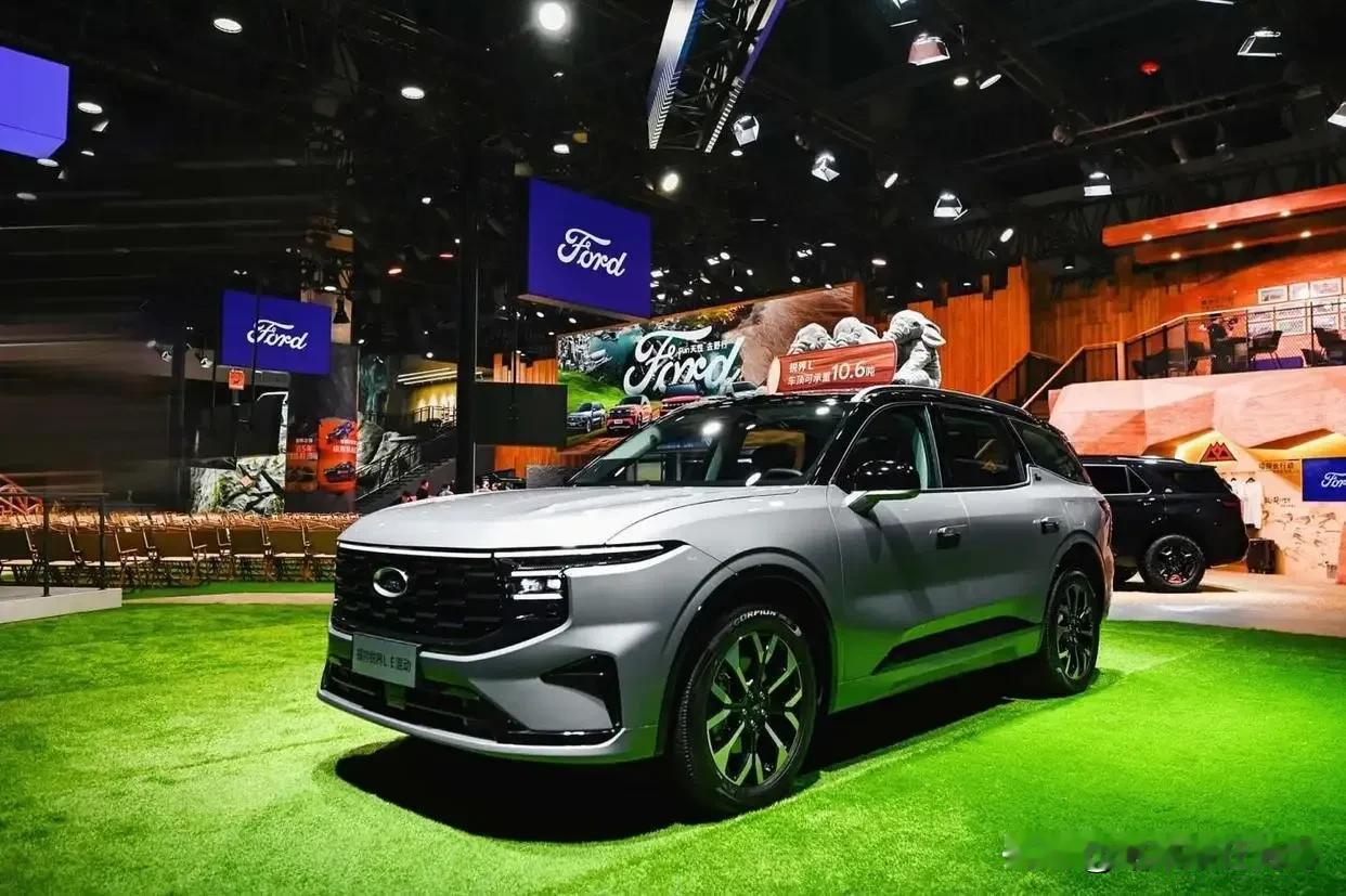 说到买辆靠谱的家用7座SUV，很多人第一反应就是汉兰达、途观L。但你们发现没？路