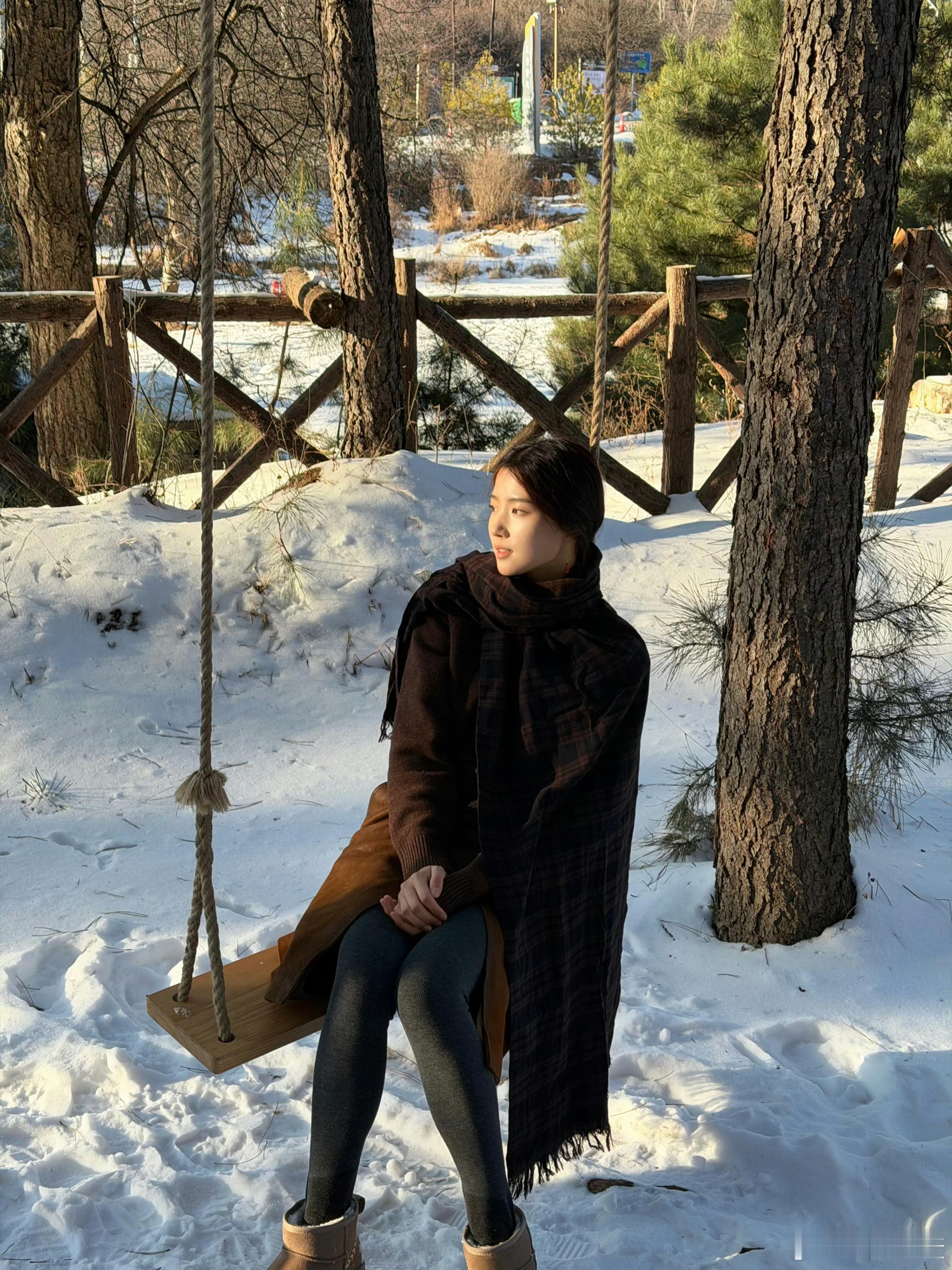 卢昱晓  冬日氛围感噜噜你好美卢昱晓｜ 