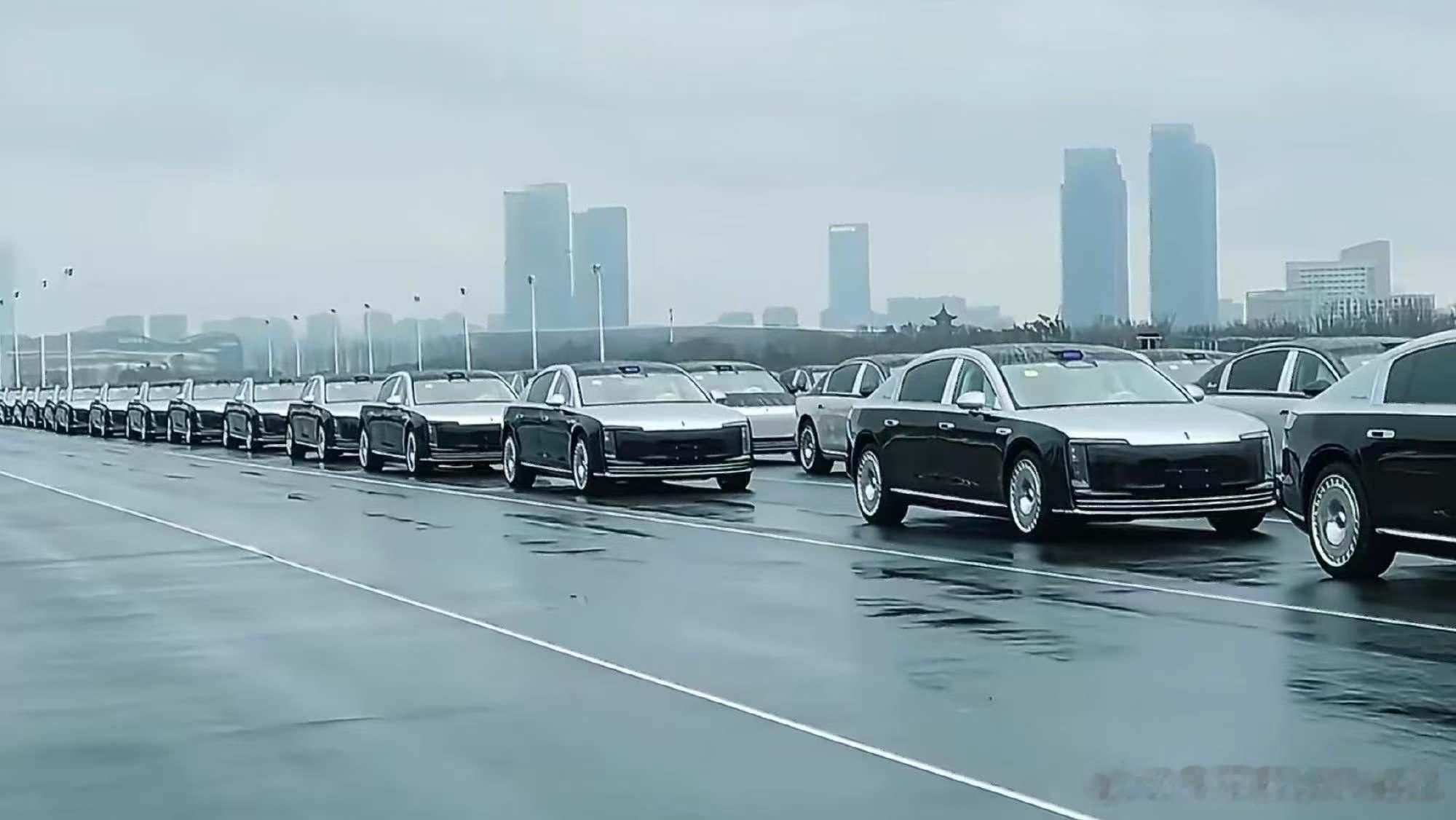 今年S800上春晚还可以收获一大波认可，循序渐进的提高品牌影响力，确实是应该持续