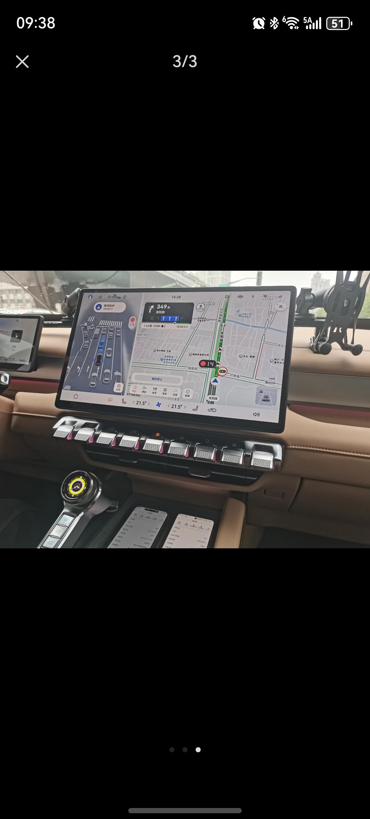 以前玩硬派越野，是在烂路里找刺激，代价是日常代步能把老腰颠碎；现在的新能源越野，