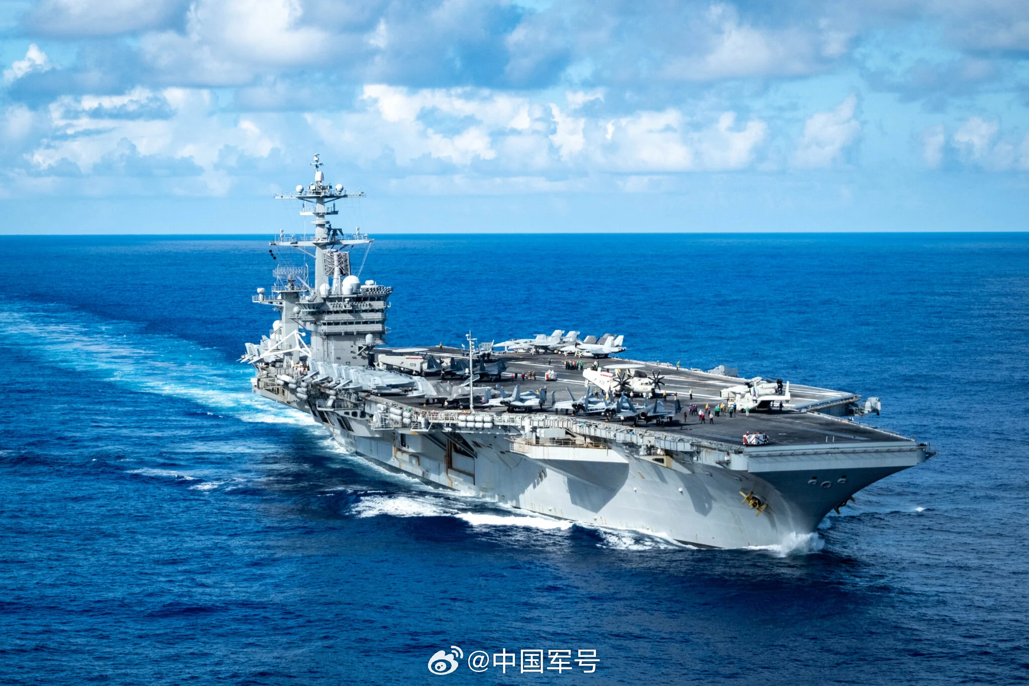 【美官员称美国将向中东部署华盛顿号航母】据美国方面当地时间13日消息，美官员称，