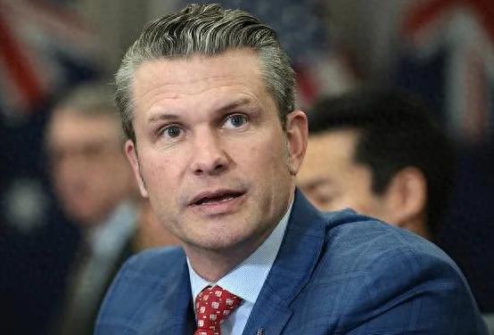 直接摊牌！美防长撂下狠话：一周内彻底掌控伊朗领空，更大规模打击才刚刚开始，精确制