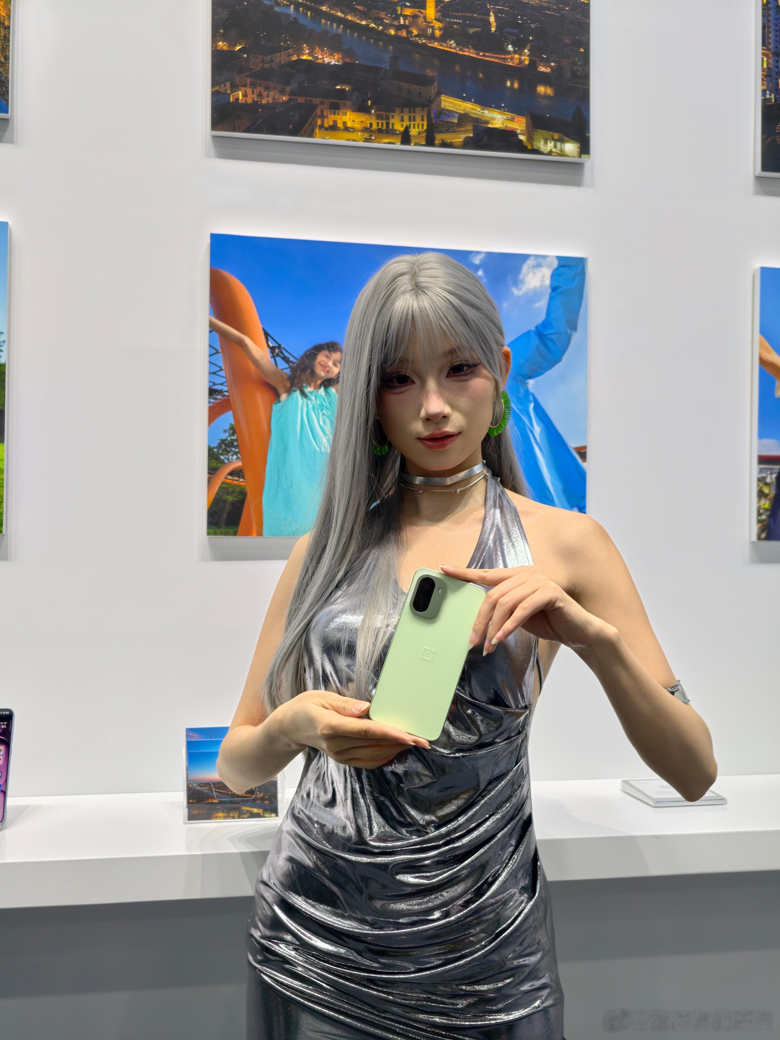 论一加Ace6T给二次元的情绪价值 