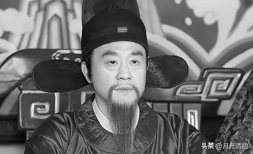 洪武三年，朱元璋对功臣进行了大规模的封赏。刘伯温被封为诚意伯，食禄仅二百四十石，