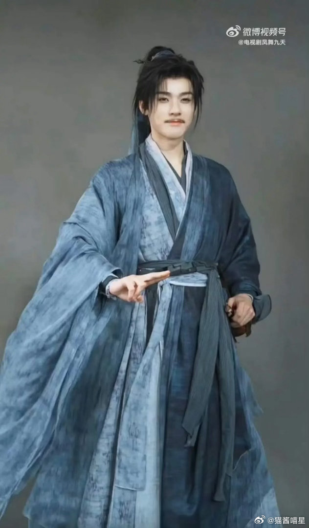 凤舞九天开机看看造型怎么样，有爆的潜质吗？ 