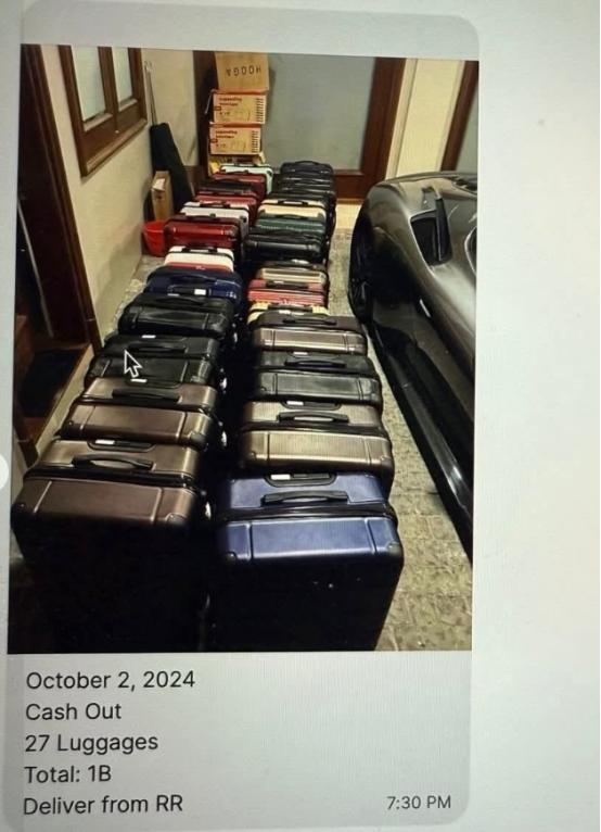 马科斯这下完了！菲律宾逃犯爆料：亲自给总统送上27箱现金，整整10亿
 
当地时