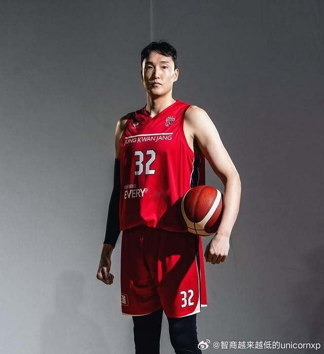 韩国男篮中锋李宗玄正式宣布新赛季将前往日本B联赛打球亚洲篮球 ​​​