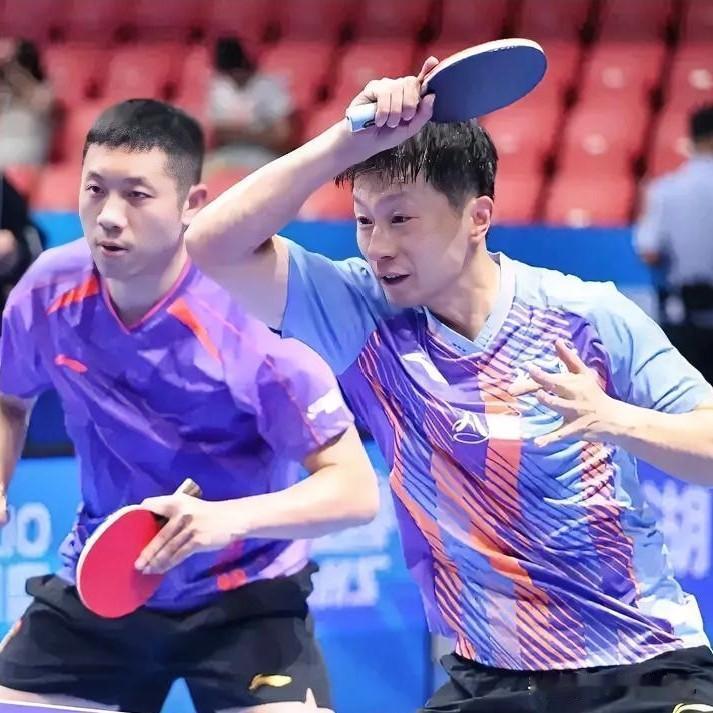 不是卖情怀，也不是来抢冠军的。龙蟒合体，另有任务。7月16日晚，长沙全锦赛男双正