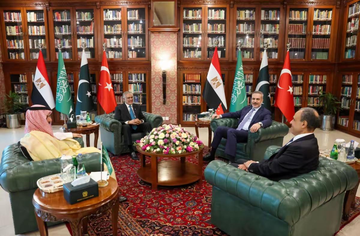 海湾国家“花钱买安全”还能走多久 海湾国家“花钱买安全”模式面临挑战。过去，它们