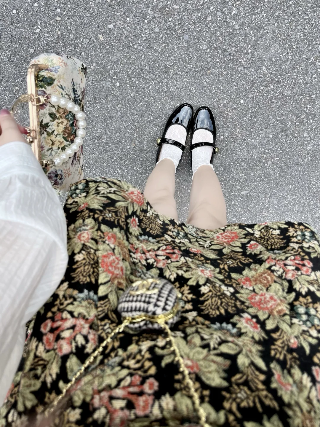 看起来贵贵的一套！！🖤