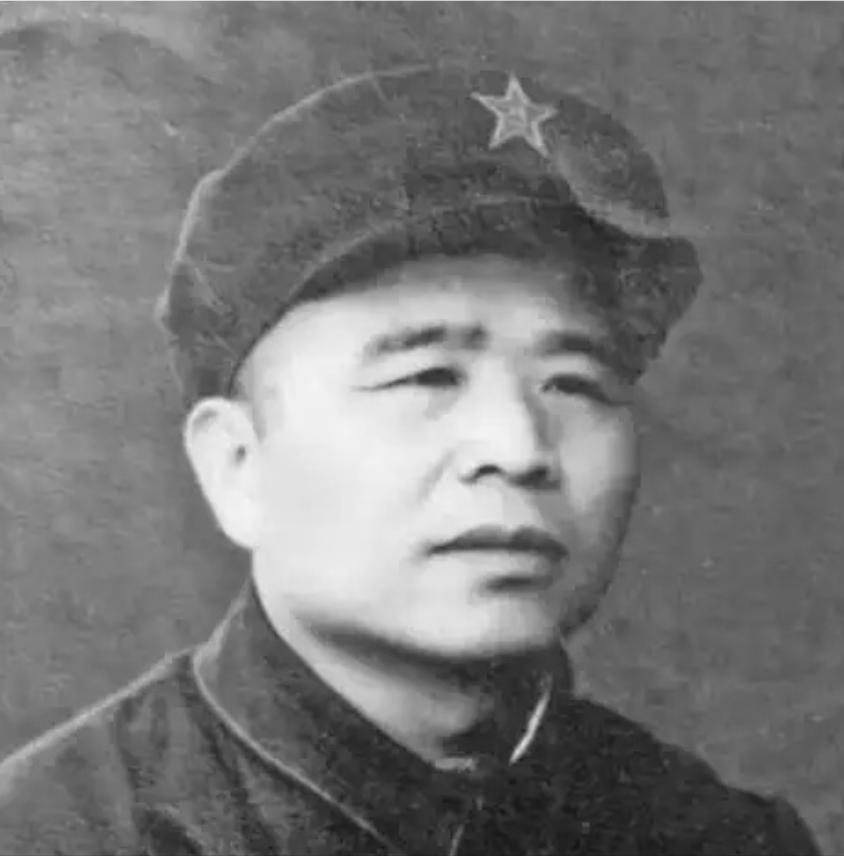 [微风]他是河南第一任省委书记，47岁因病去世，其秘书后成为国务院总理。1949