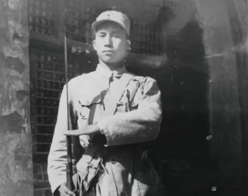 1939年，23岁八路军政委王凤鸣，凭一份名单杀害300名战友，罗荣桓赶来后他被
