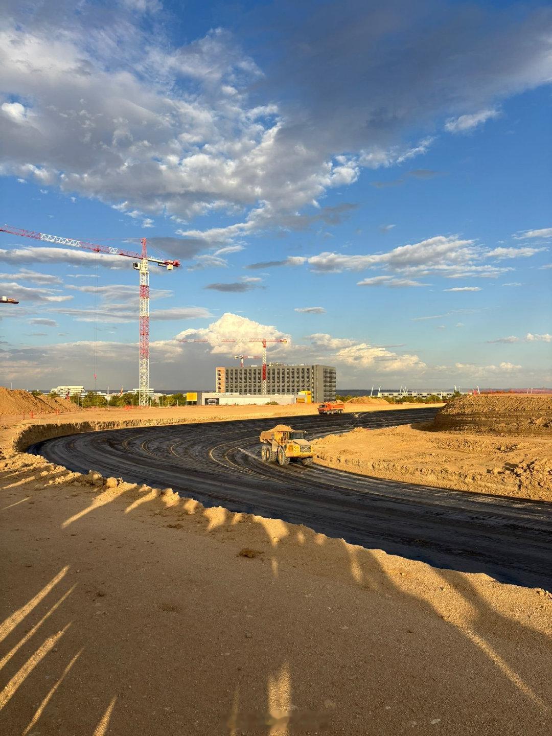 F1 西班牙马德里赛道的建设进度比原计划提前了六周，FIA将在今年12月底进行一