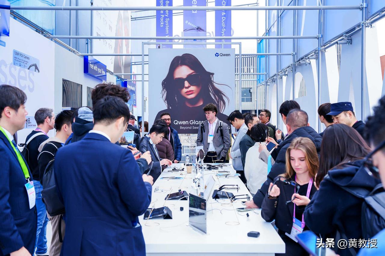 正面出击，千问在巴塞罗那向海外巨头“出手”了！

在MWC 2026巴塞罗那展会