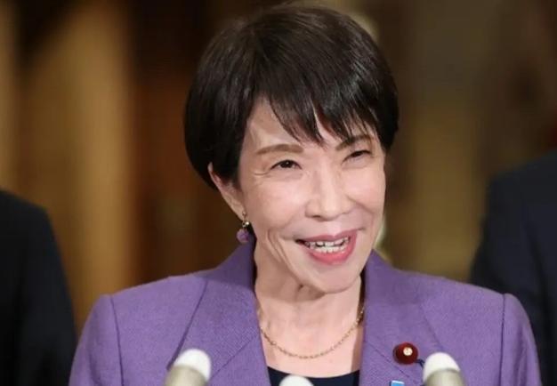 高市早苗怕啥来啥？中国27号公告发布，日本没等到中方的会面，等来了中方的制裁清单
