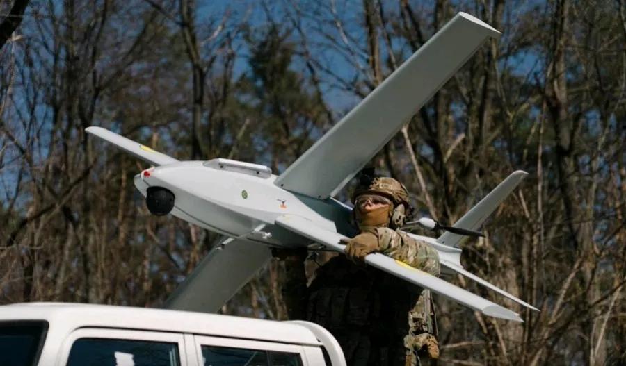 俄媒消息，日本宣布组建无人机部队。

当地时间13日，NHK电视台报道，日本防卫