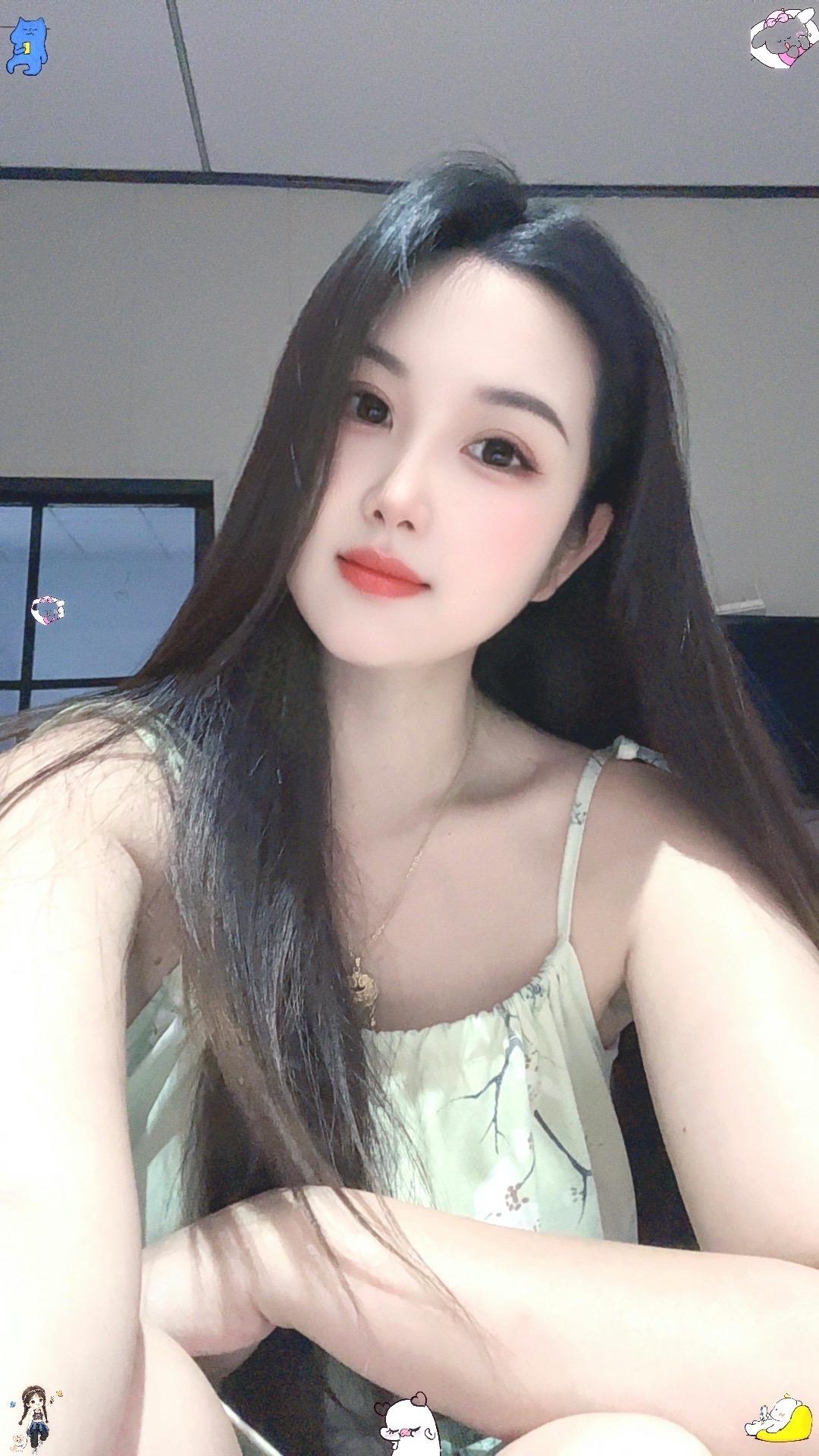 一个人时，是兵也是将，无依无靠时，自己就是千军万马，如果太累，那就歇一歇……