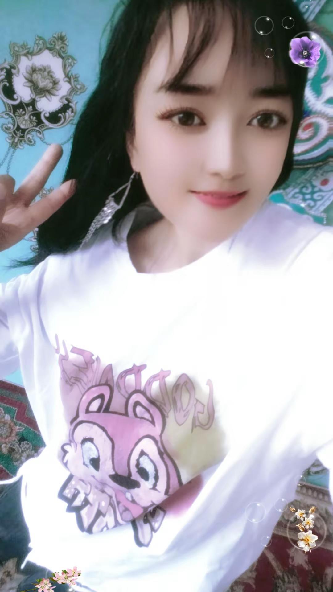 今天打扮的美美哒 您们觉得呢？