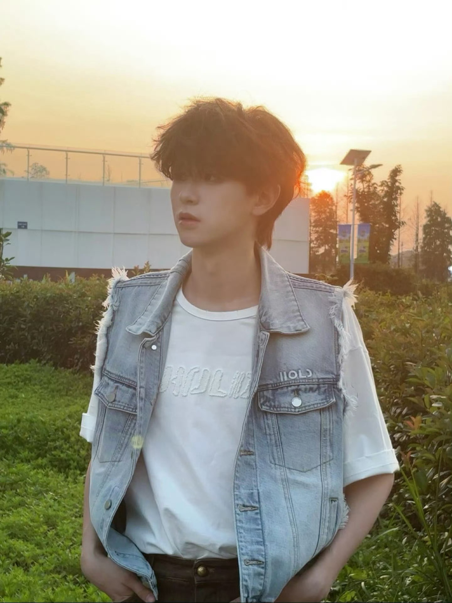 何浩楠好不好吃全写脸上了何浩楠是来给后陡门招厨师的吧 味蕾状态全写在脸上，凭借超