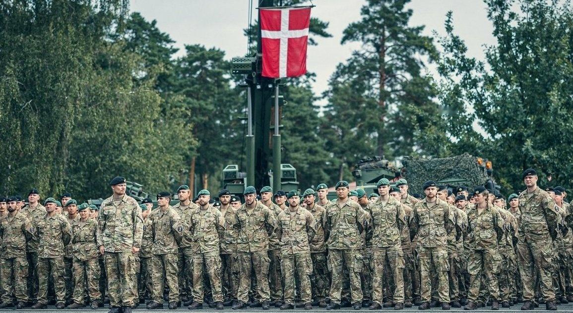 突发消息：

丹麦士兵接到命令，一旦在格陵兰岛遭遇敌对行动，包括可能遭遇未事先通