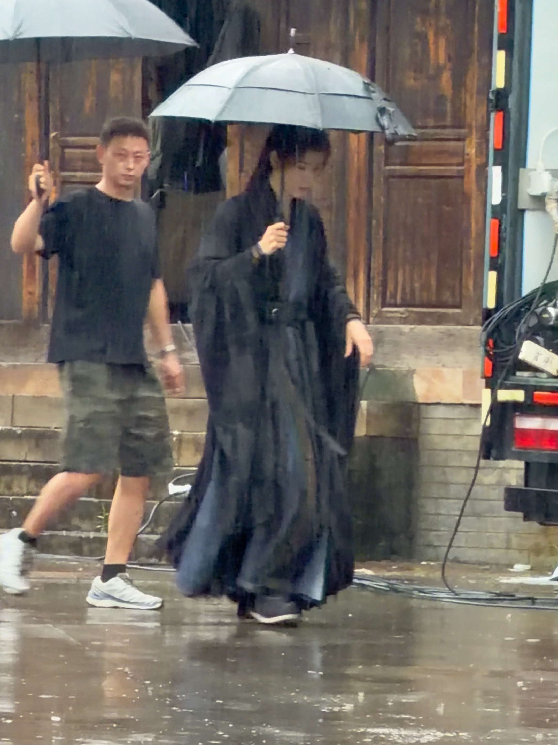 凤凤又换衣服了