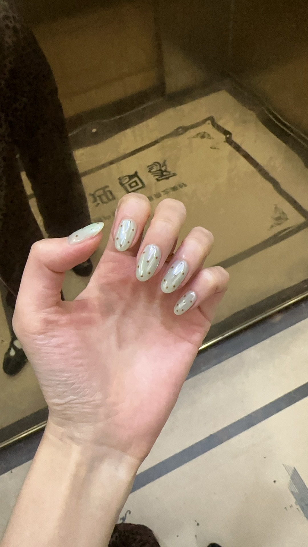 哇哦惹 