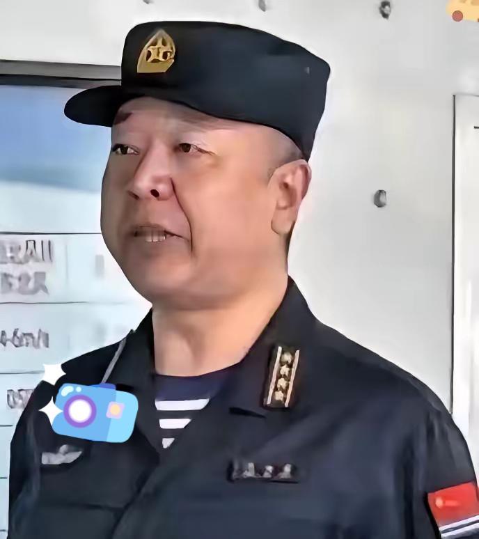 山东大汉陈治国，执掌福建舰的硬核舰长，这履历太让人佩服！

1976年生的他，从