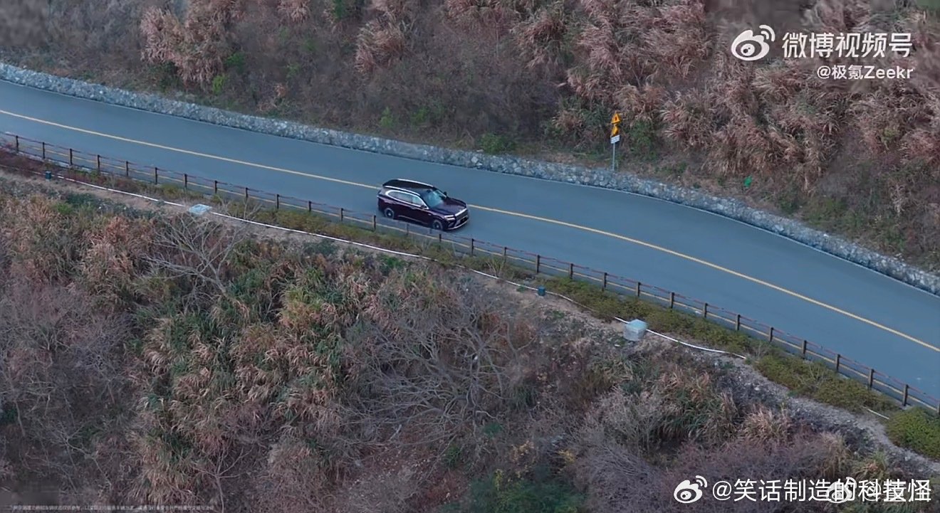 刷到极氪8X的环中国路测，挺好奇这种跑法。第一段1500公里沿着G228从丹东到