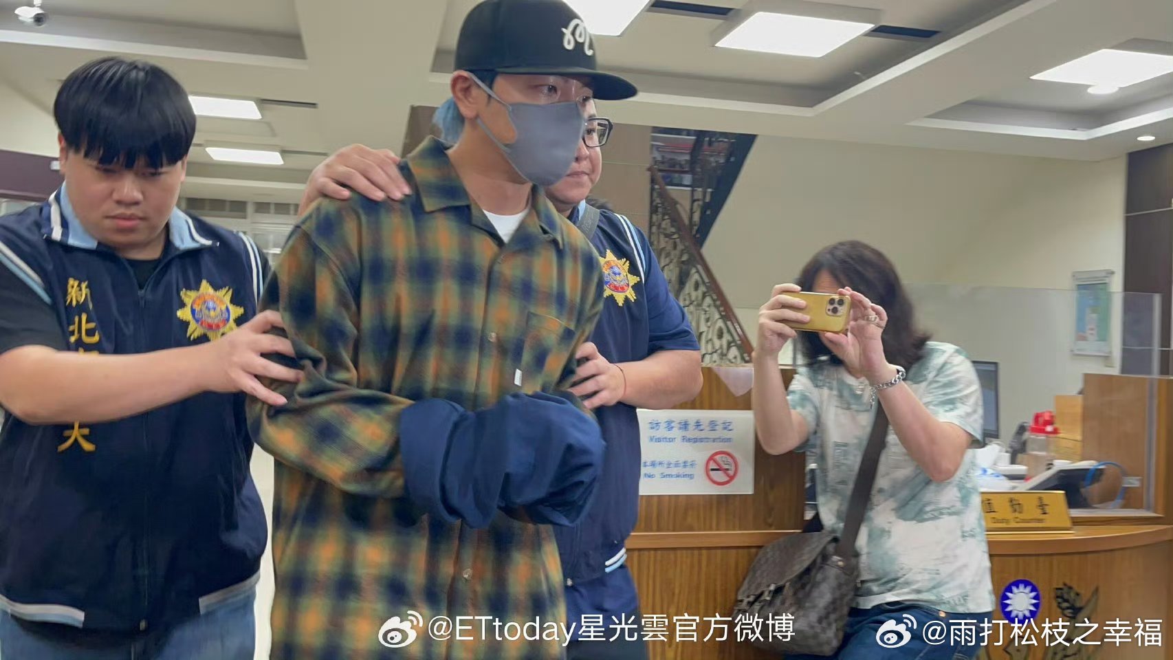 修杰楷开庭认罪请求缓刑修杰楷卷入闪兵案开庭审理，当庭认罪，希望争取缓刑，检方则以