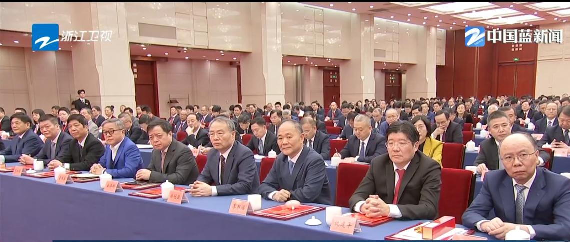 11月13日，浙江省新时代中国特色社会主义事业优秀建设者表彰大会召开。

杭州游