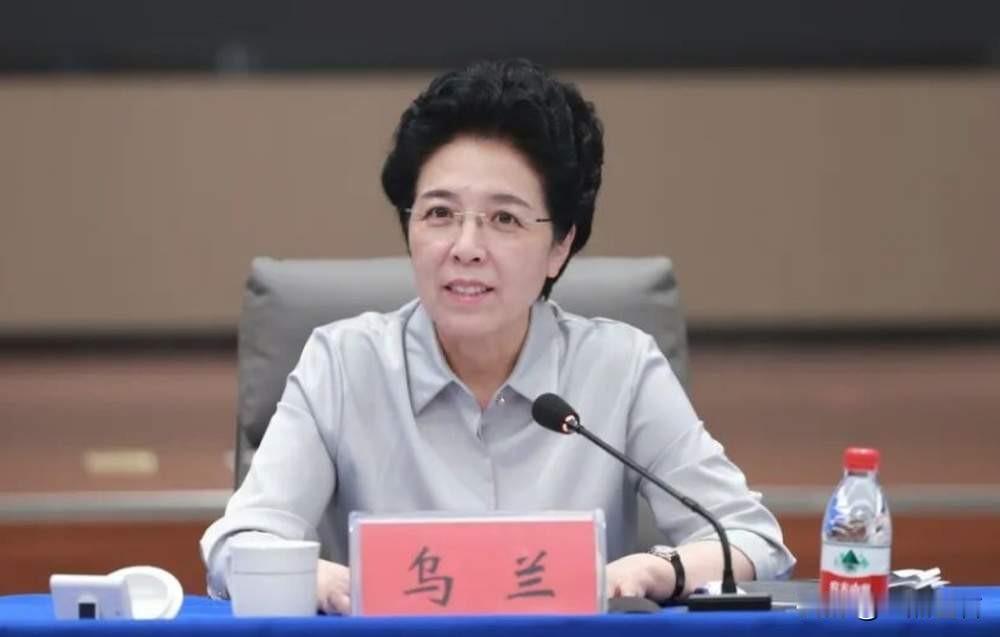 不忘初心，方得始终！

任何时候，都要坚定自己的信仰！
只有这样才能走的更远！