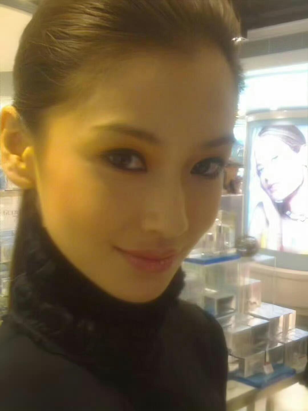 06年17岁的Angelababy 