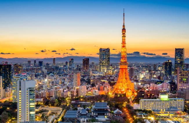 亚洲48个国家，被国际货币基金组织认定为发达国家的只有4个：日本、韩国、新加坡、
