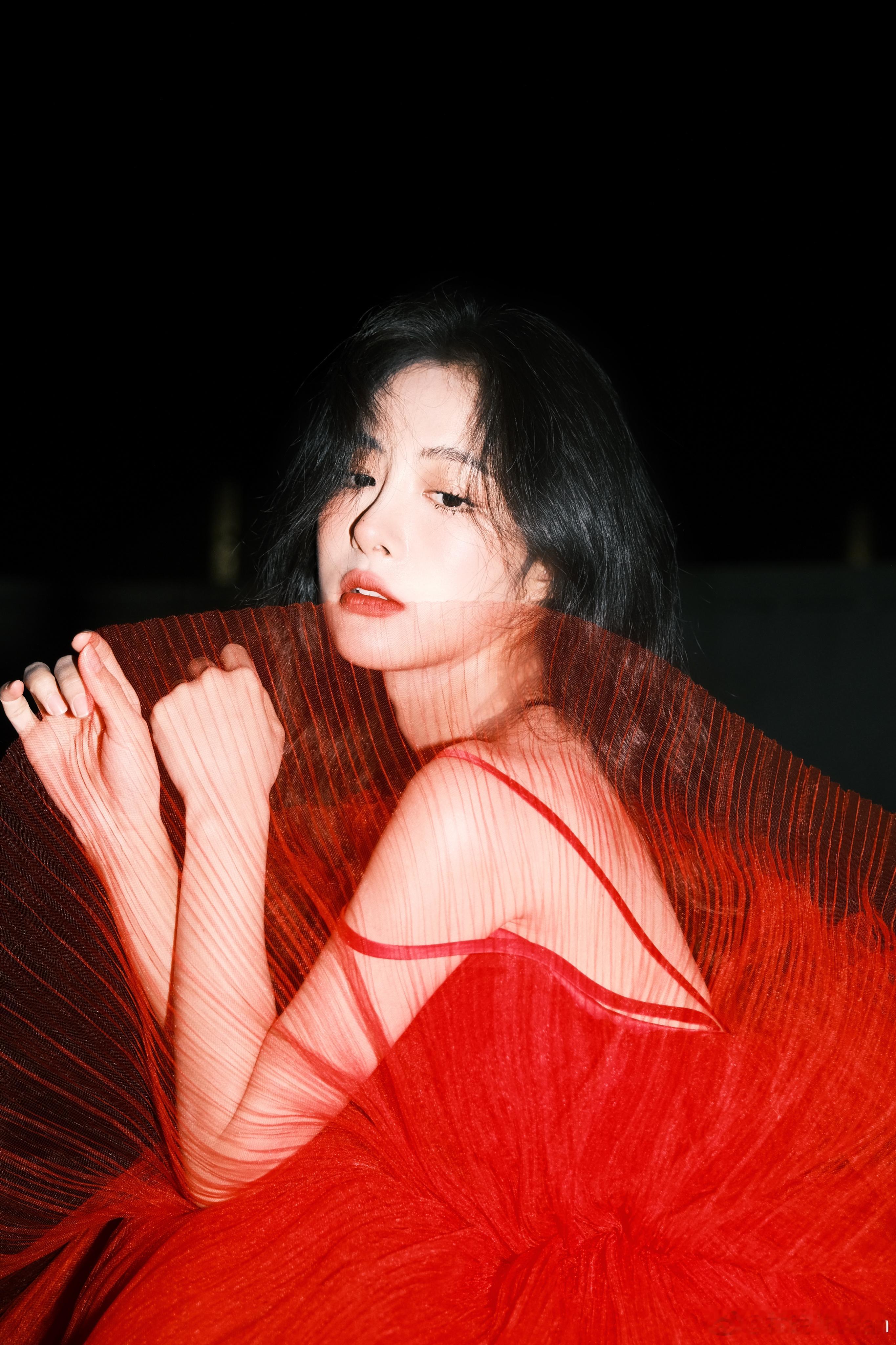 红裙太戳我了 💃 ​​​