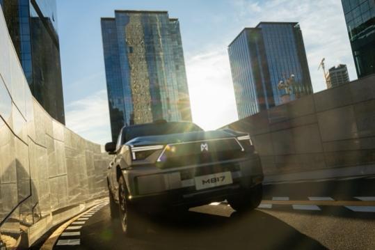 猛士M817 vs 方程豹豹8：谁才是你的硬核越野搭档？
最近越野圈新车扎堆上市