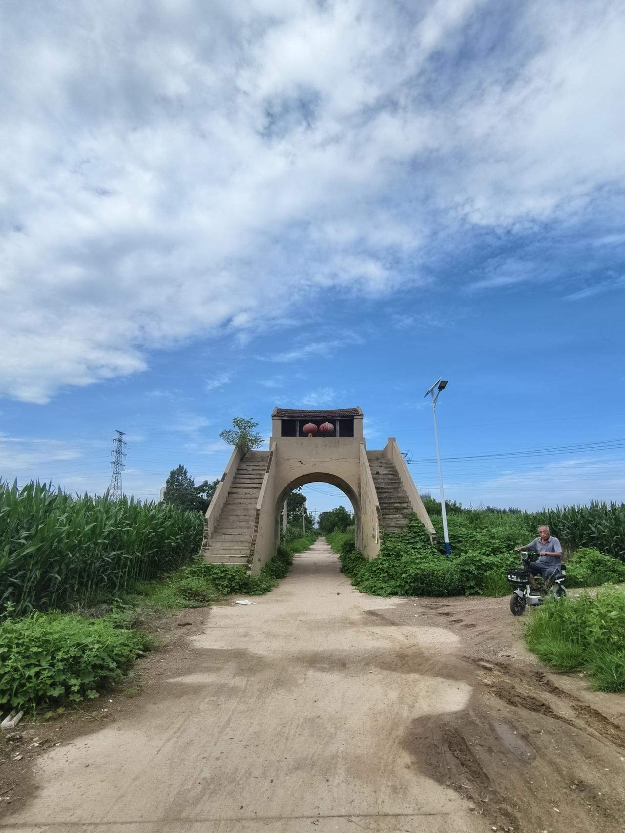 西小郭双皋，不是古遗址！而是一代人重修的乡愁地标！
邢台 邢台城西的西小郭村，村
