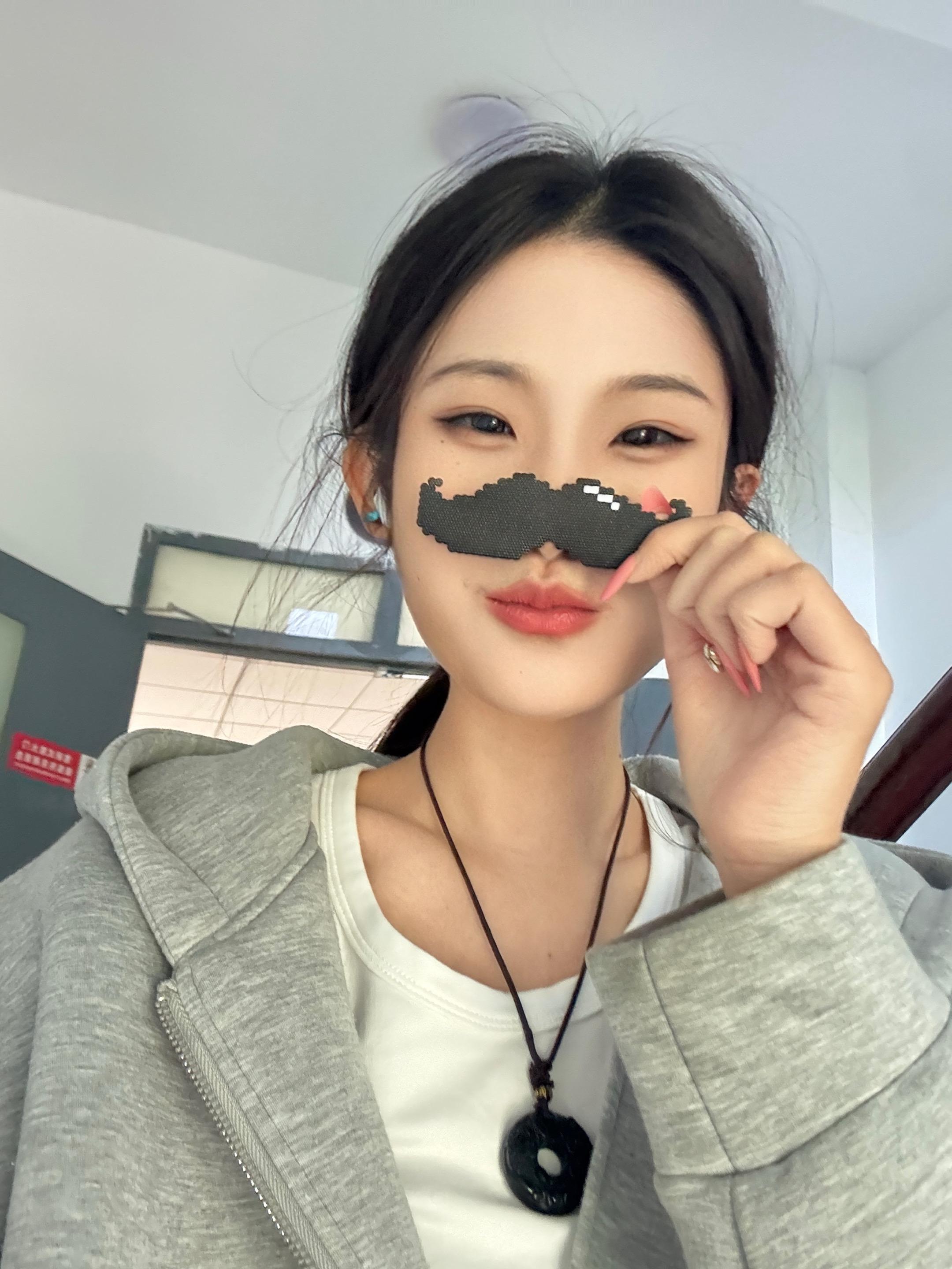 没人爱你也没人恨你 所有人都懒得理你